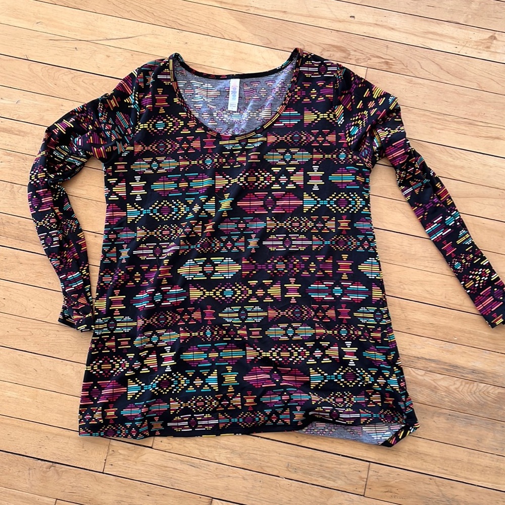 Flowy lularoe long sleeve